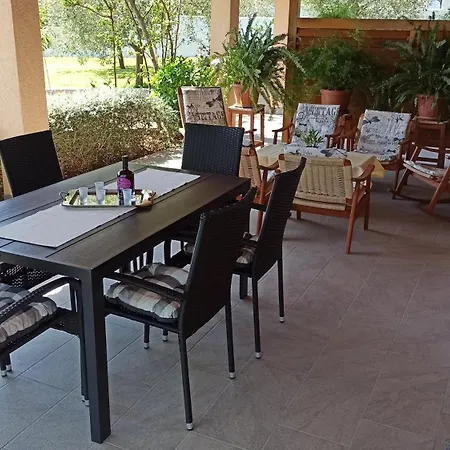 Apartment Nature Pula